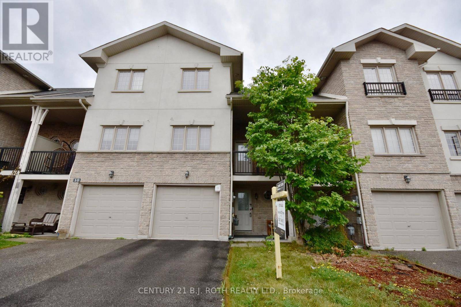 175 Stanley ST #9, Barrie (east Bayfield), ON L4M0G2