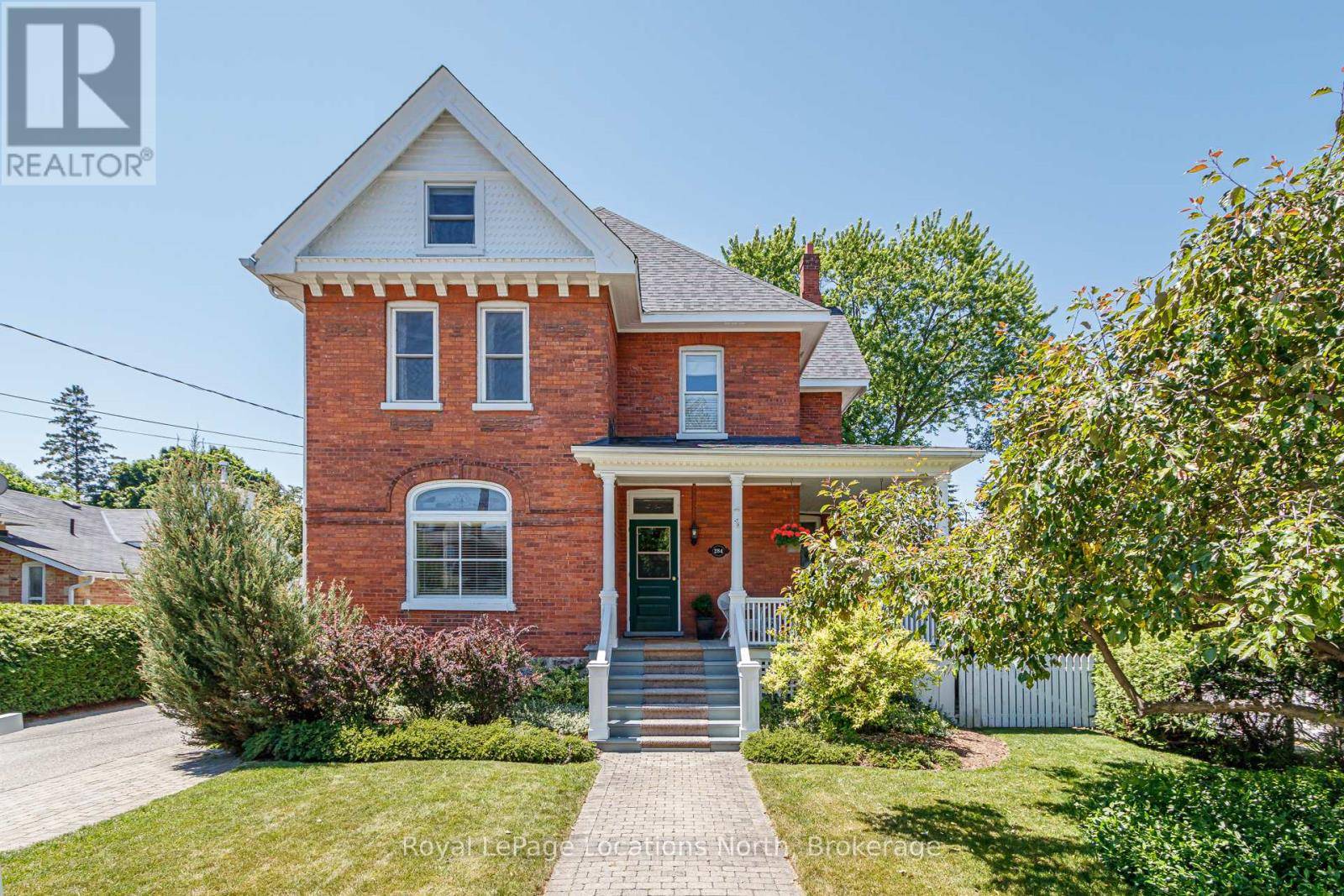Collingwood, ON L9Y2R4,284 MAPLE STREET