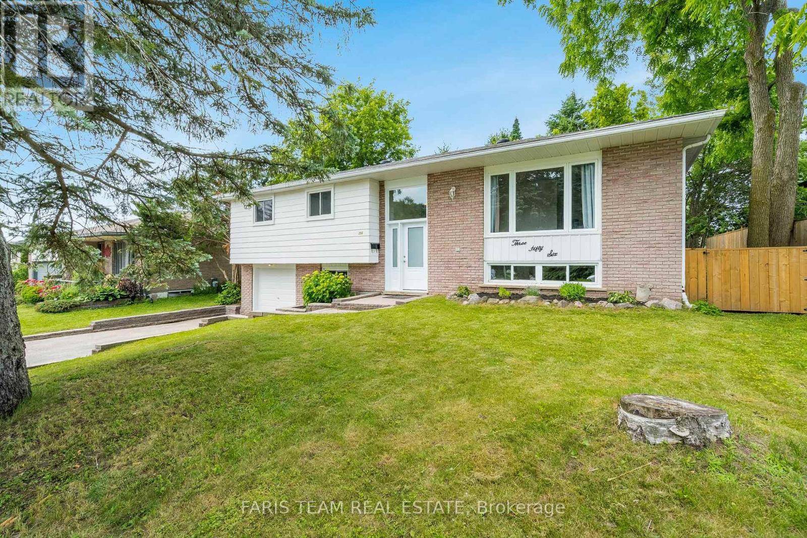 Midland, ON L4R2P2,356 LESCAUT ROAD