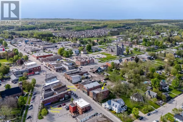 Penetanguishene, ON L9M1T3,66 MAIN STREET