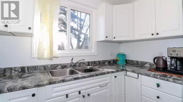Barrie (letitia Heights), ON L4N4Z7,220 LETITIA STREET