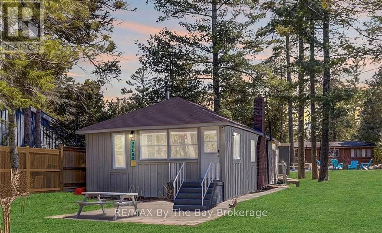 Wasaga Beach, ON L9Z2M4,278 COASTLINE DRIVE