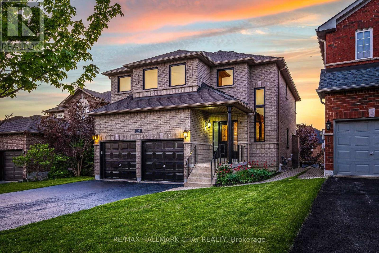Barrie (innis-shore), ON L4N0T5,12 PRINCE OF WALES DRIVE