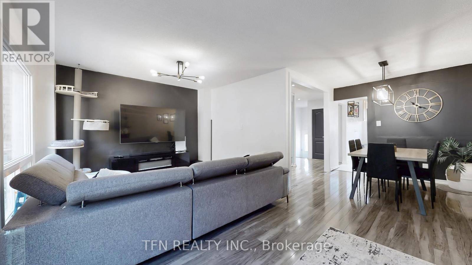 Barrie (allandale), ON L4N3T5,52 Adelaide ST #32