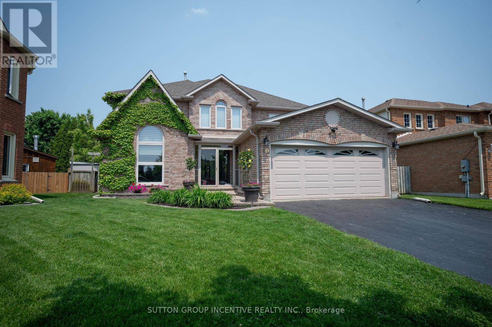 10 GORDON COURT, Barrie (west Bayfield), ON L4N7A4
