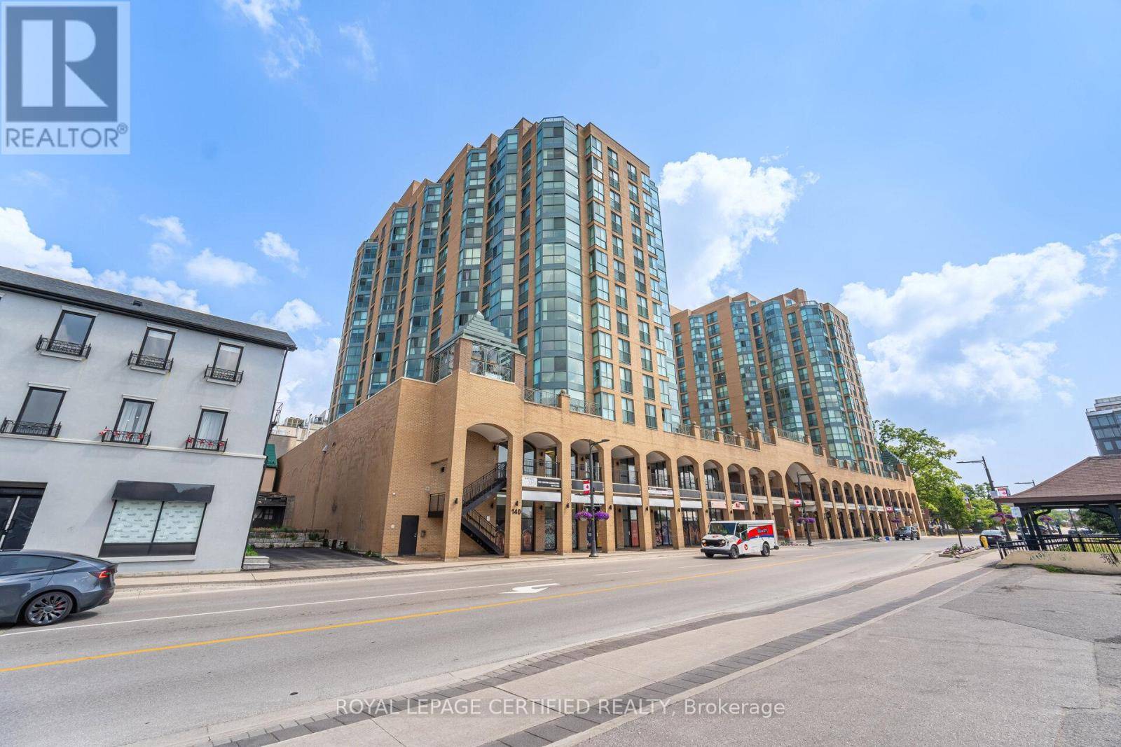 140 Dunlop ST East #803, Barrie (city Centre), ON L4M1B1