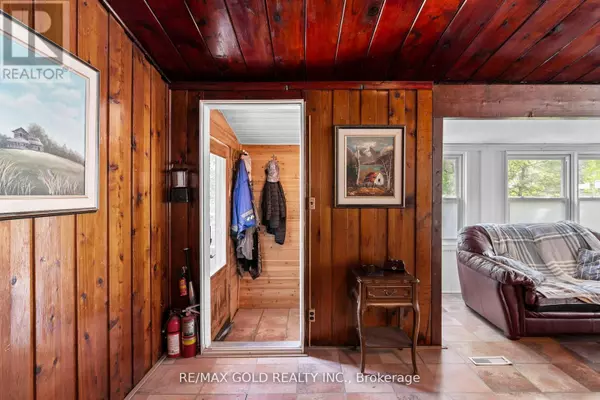 Ramara (brechin), ON L0K1B0,1305 CAROL ANN AVENUE