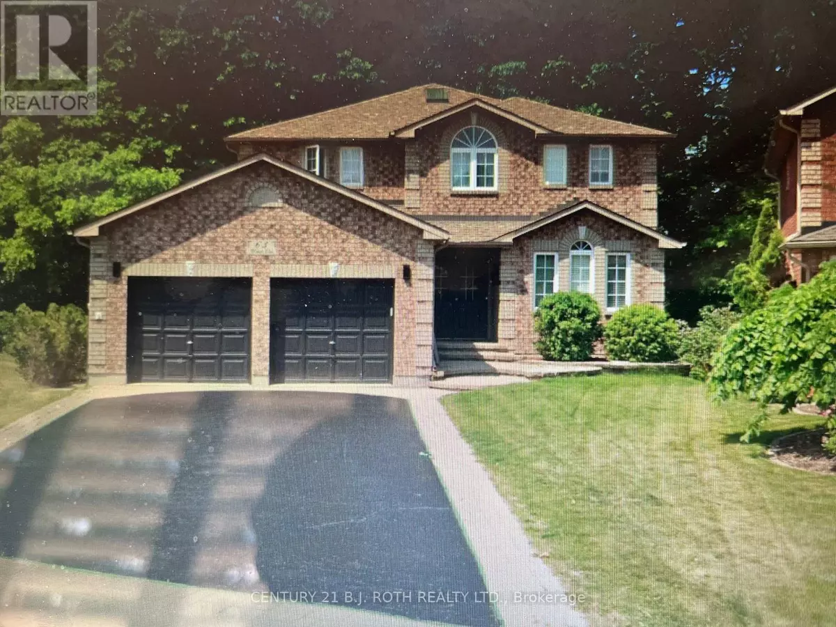 Barrie (holly), ON L4N0E5,63 WHITE ELM ROAD