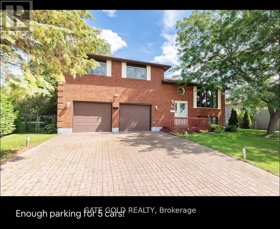 51 BECK BOULEVARD, Penetanguishene, ON L9M1E2