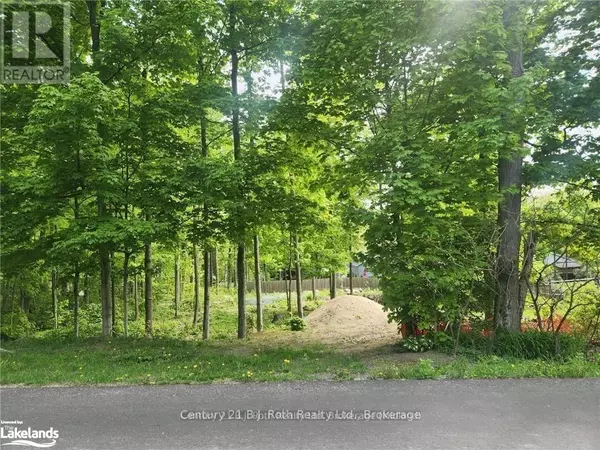 Penetanguishene, ON L9M1W8,81 POLISH AVENUE