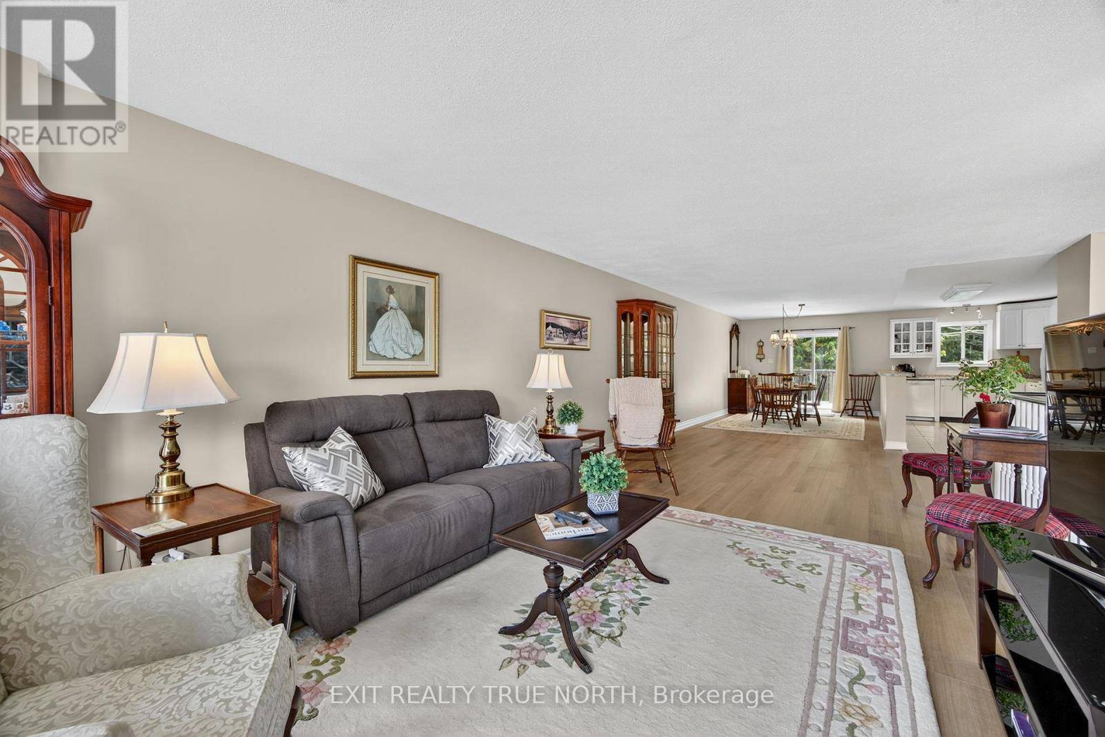 Wasaga Beach, ON L9Z1G1,59 RIVERDALE DRIVE