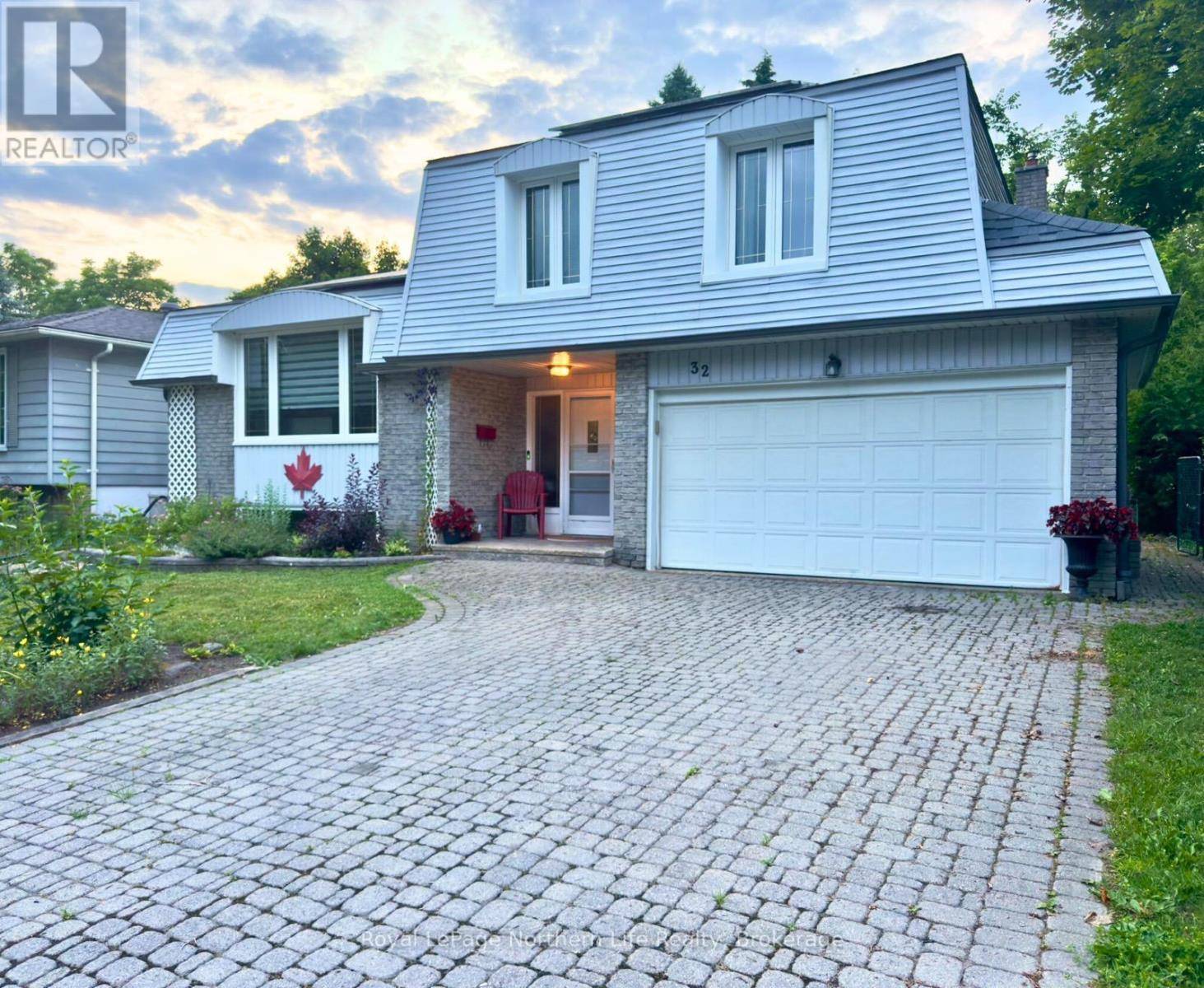 32 INDIAN ARROW ROAD, Barrie (north Shore), ON L4M5G3