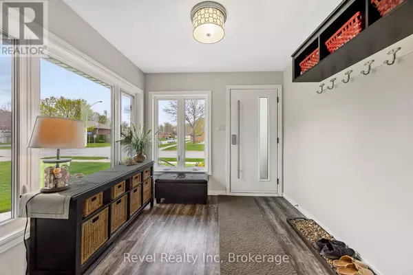 Midland, ON L4R5A7,894 MONTREAL STREET