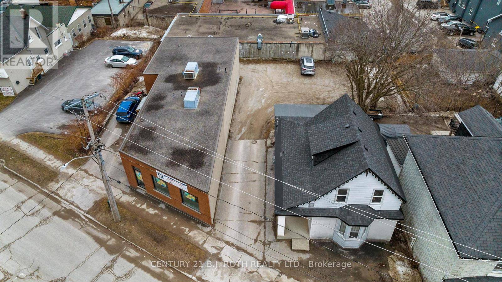 Orillia, ON L3V3J5,57 NOTTAWASAGA STREET