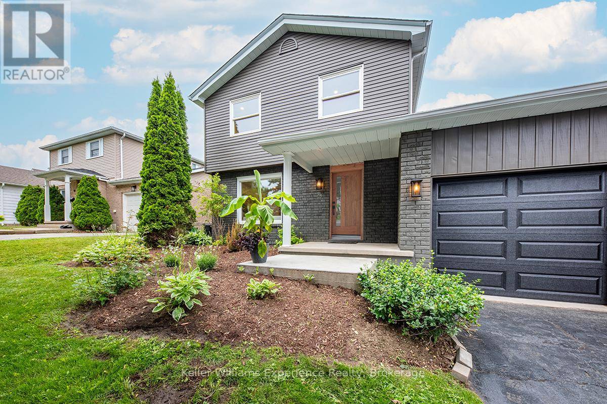 Orillia, ON L3V7G7,14 MARIPOSA DRIVE