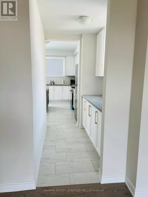 Wasaga Beach, ON L9Z0N7,13 DEL RAY CRESCENT