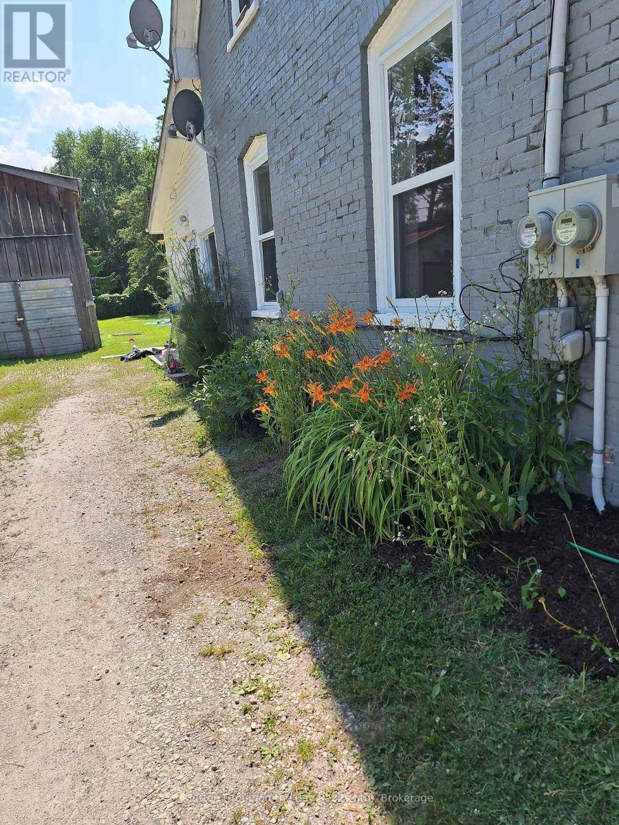 Clearview (stayner), ON L0M1S0,215 CEDAR STREET