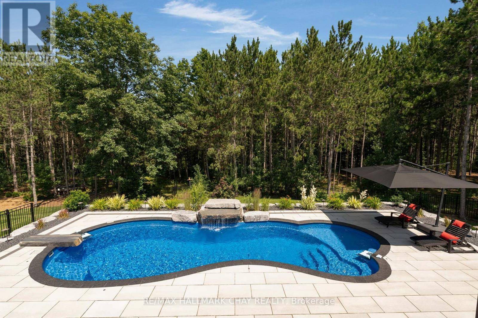 Springwater (snow Valley), ON L0L1Y3,105 MENNILL DRIVE