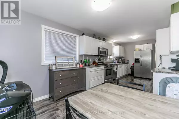 Midland, ON L4R3H1,226 QUEEN STREET