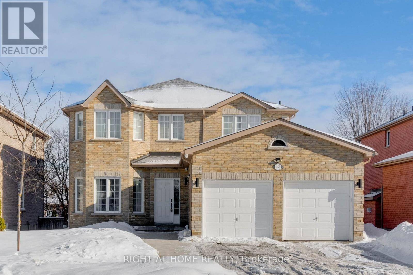 Barrie (little Lake), ON L4M6N6,262 LIVINGSTONE STREET E