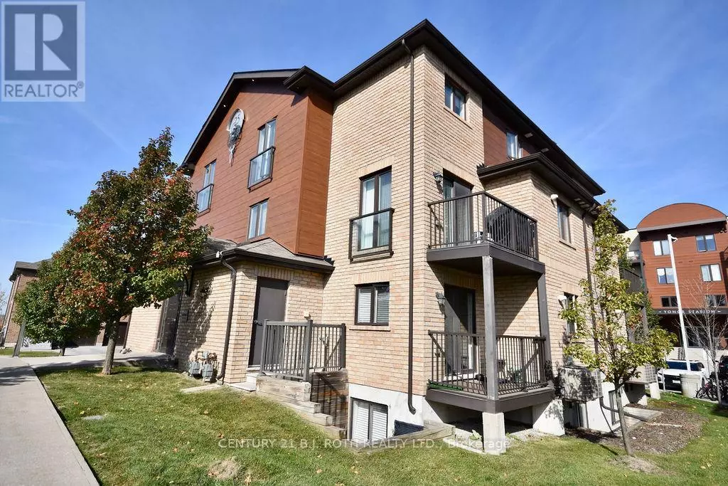 Barrie (painswick South), ON L9J0G8,25 Madelaine DR #5