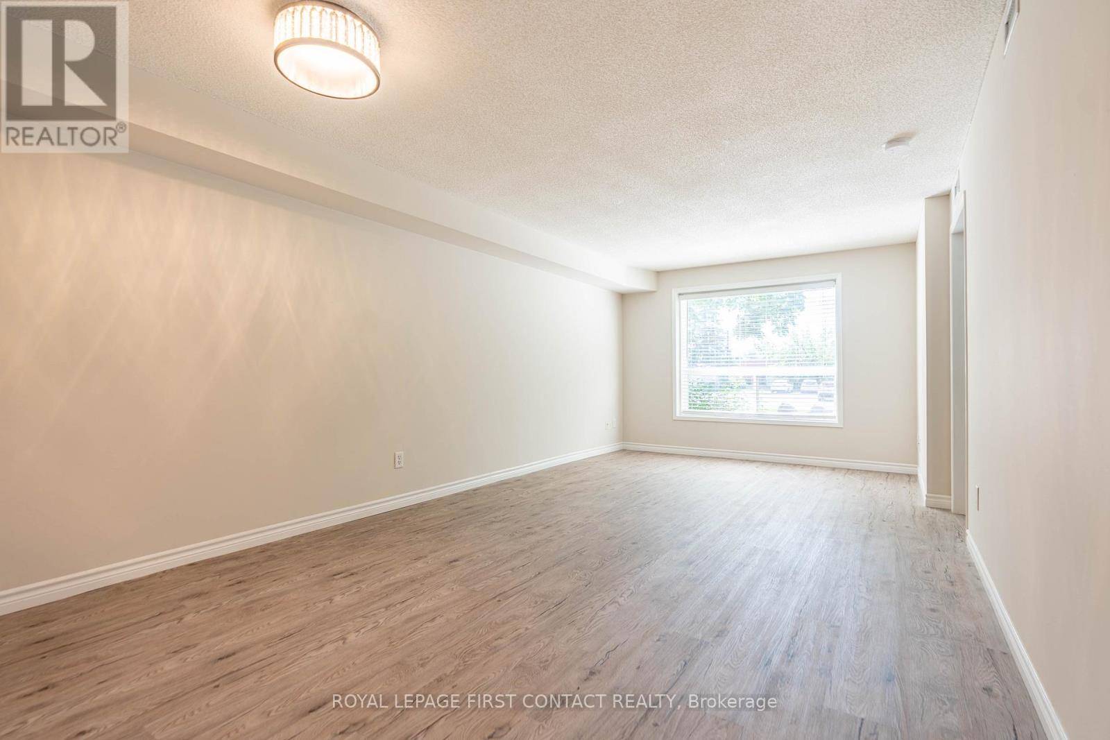 Barrie (letitia Heights), ON L4N1L9,117 EDGEHILL DR #103