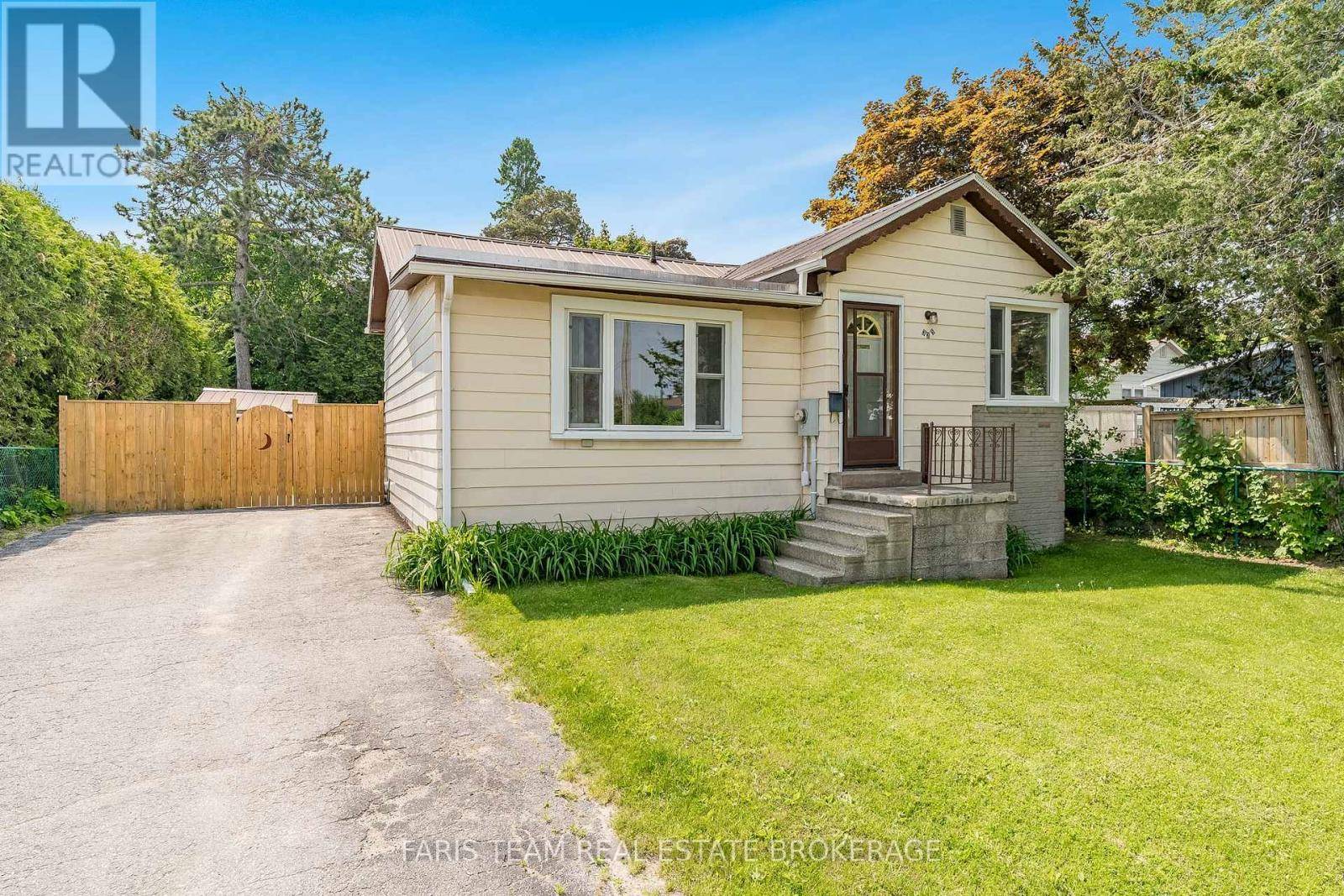 335 JOHN STREET, Midland, ON L4R2J6