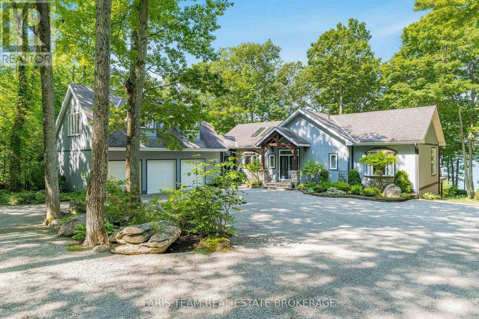 230 MELISSA LANE, Tiny, ON L9M0K9