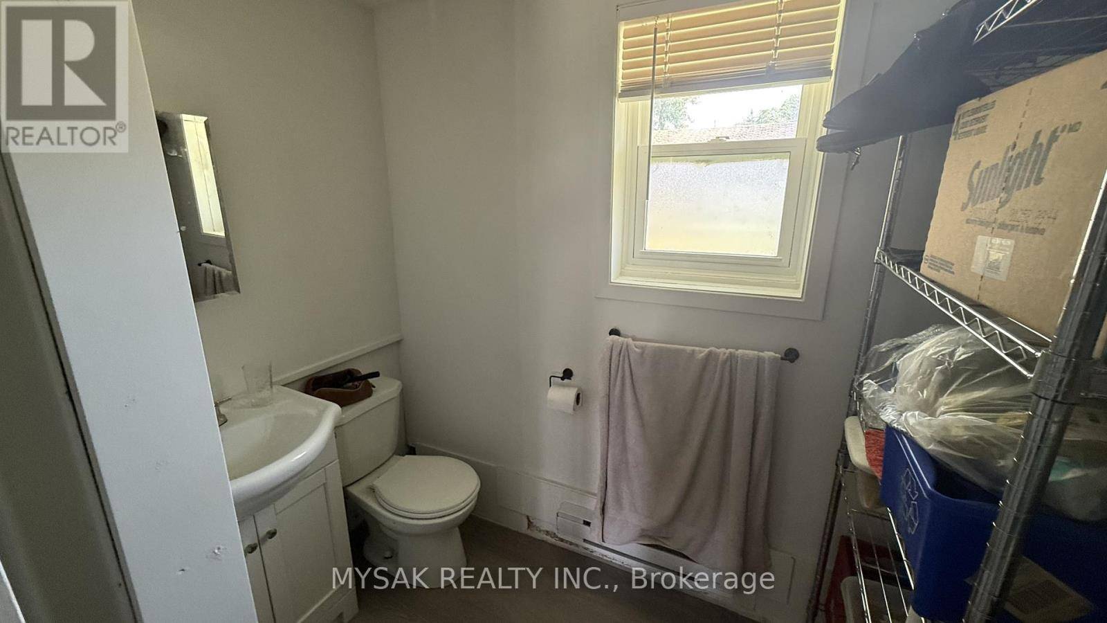 Orillia, ON L3V5H6,560 WEST STREET S