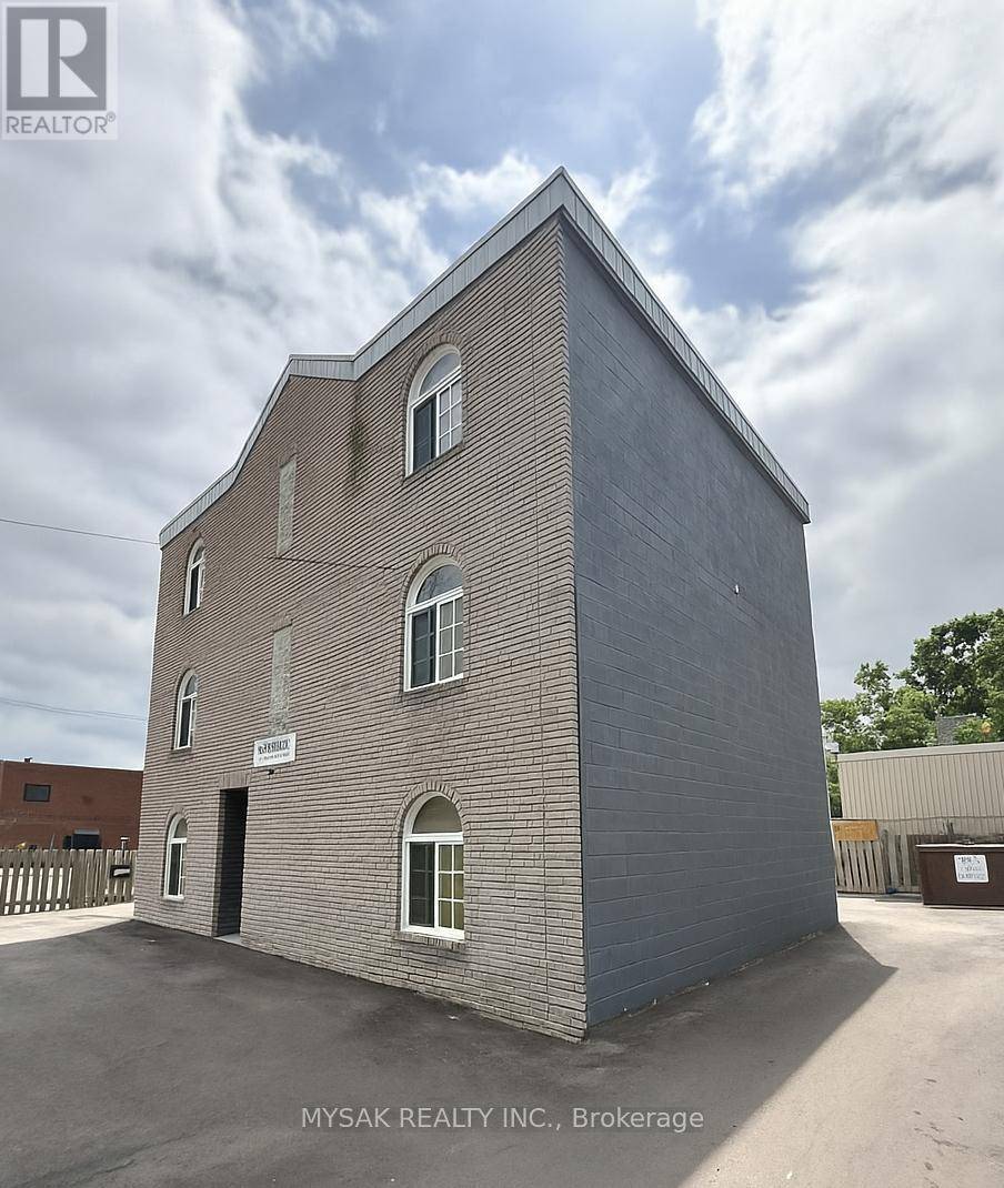 81 & 85 PETER STREET, Orillia, ON L3V5B3
