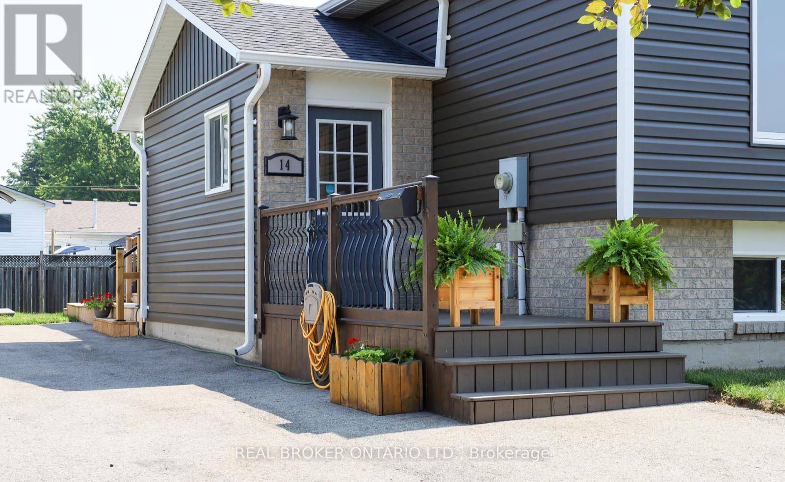 Orillia, ON L3V7V6,14 KEITH STREET
