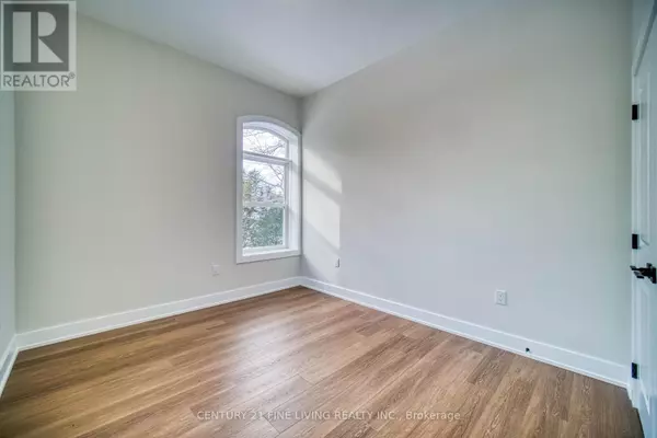 Oro-medonte (hawkestone), ON L0L1T0,1614 Ridge RD East #202