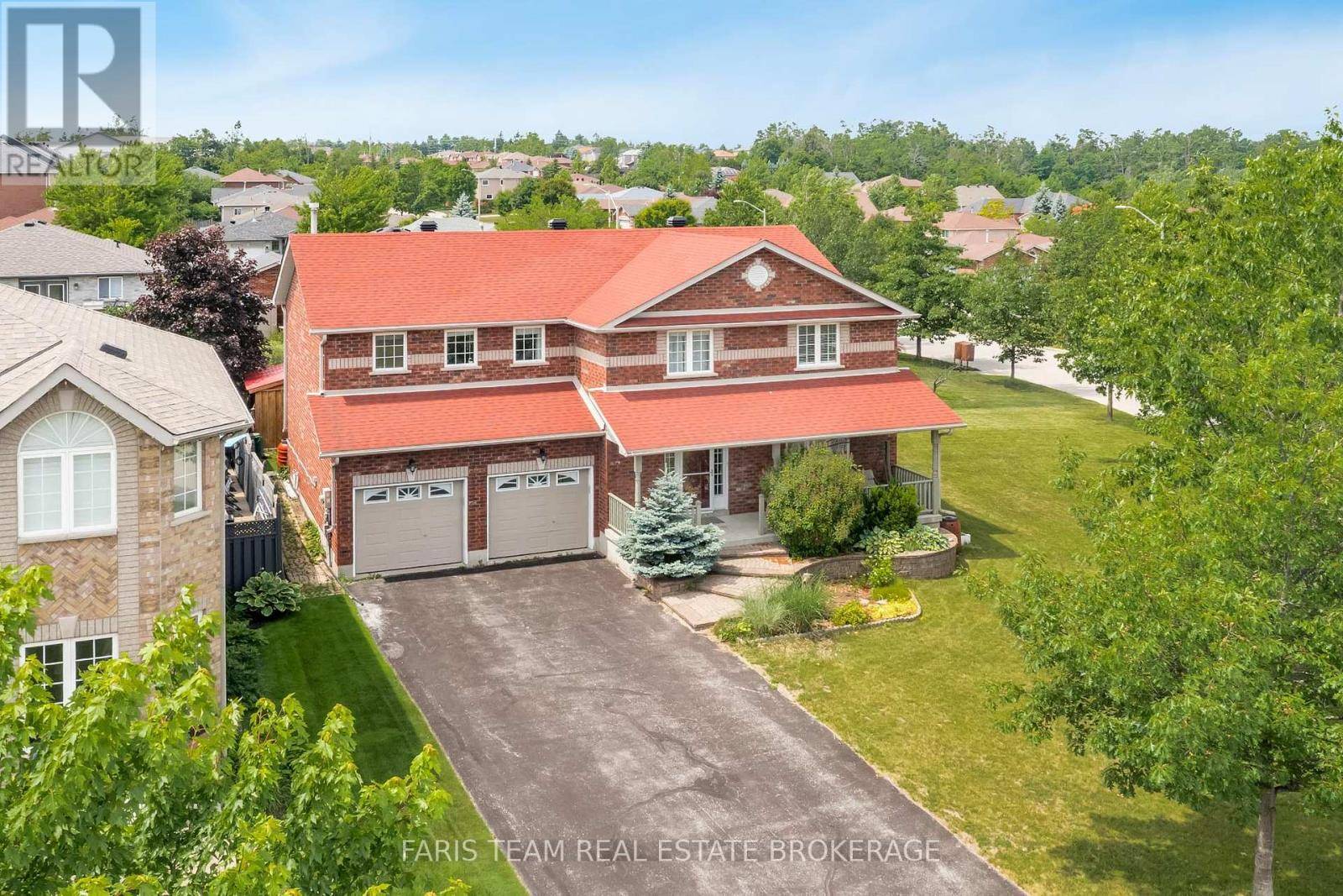 27 CAPILANO COURT, Barrie (little Lake), ON L4M7E6