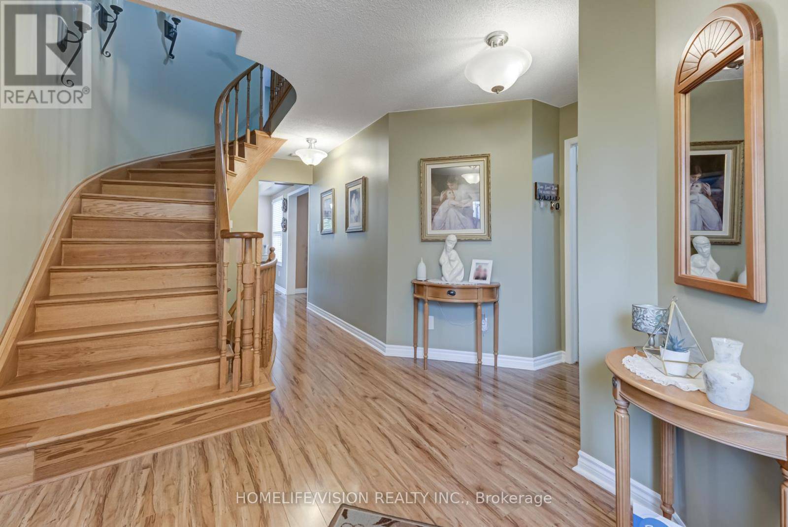 Barrie (west Bayfield), ON L4N6Z4,55 ETHERINGTON CRESCENT