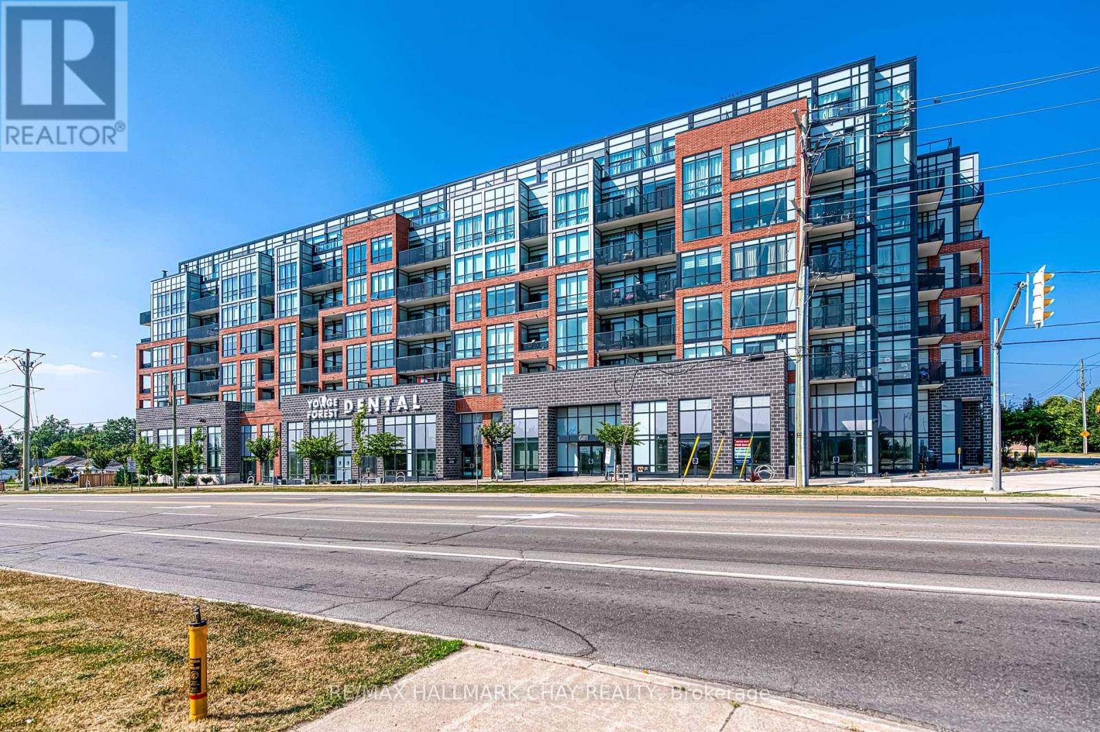 681 Yonge ST North #217, Barrie (painswick South), ON L4N4E8