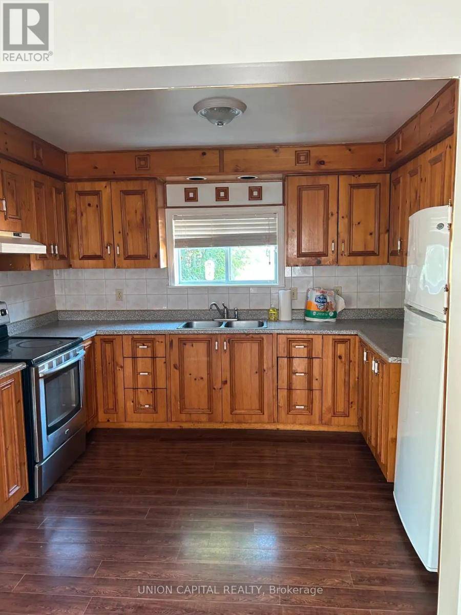 Wasaga Beach, ON L9Z2B5,74 37TH STREET N
