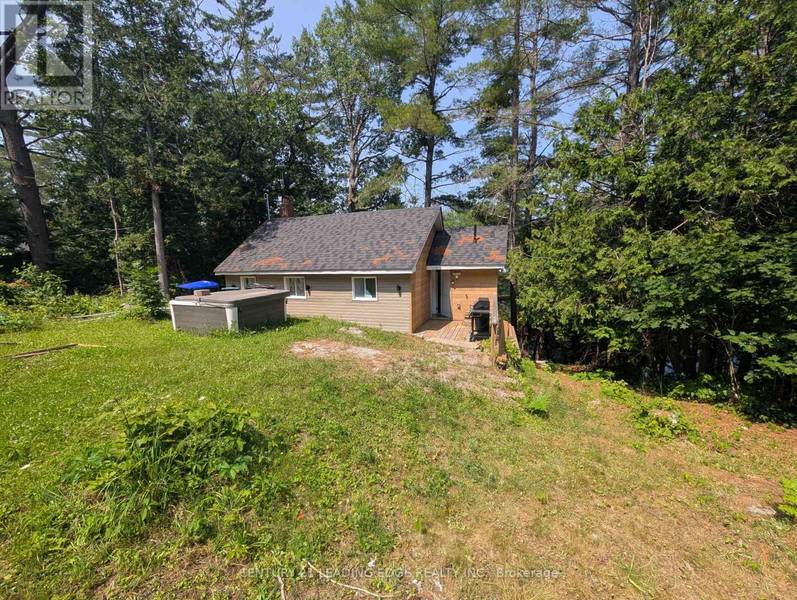8144 LAIDLAW AVENUE, Ramara, ON L0K2B0