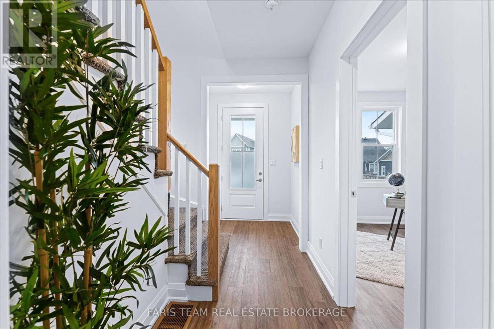 Midland, ON L4R0A9,27 JULIA CRESCENT