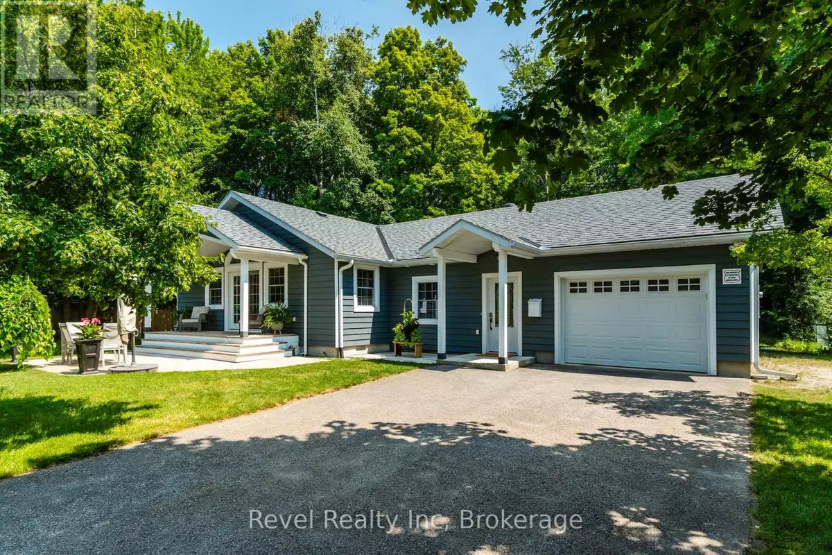 Tiny, ON L9M0M7,33 BELCOURT CRESCENT