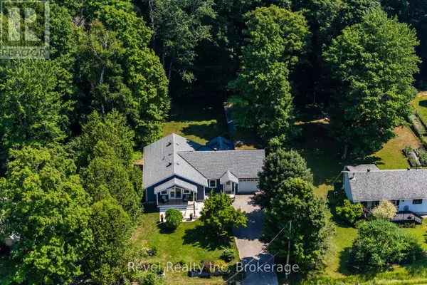 Tiny, ON L9M0M7,33 BELCOURT CRESCENT