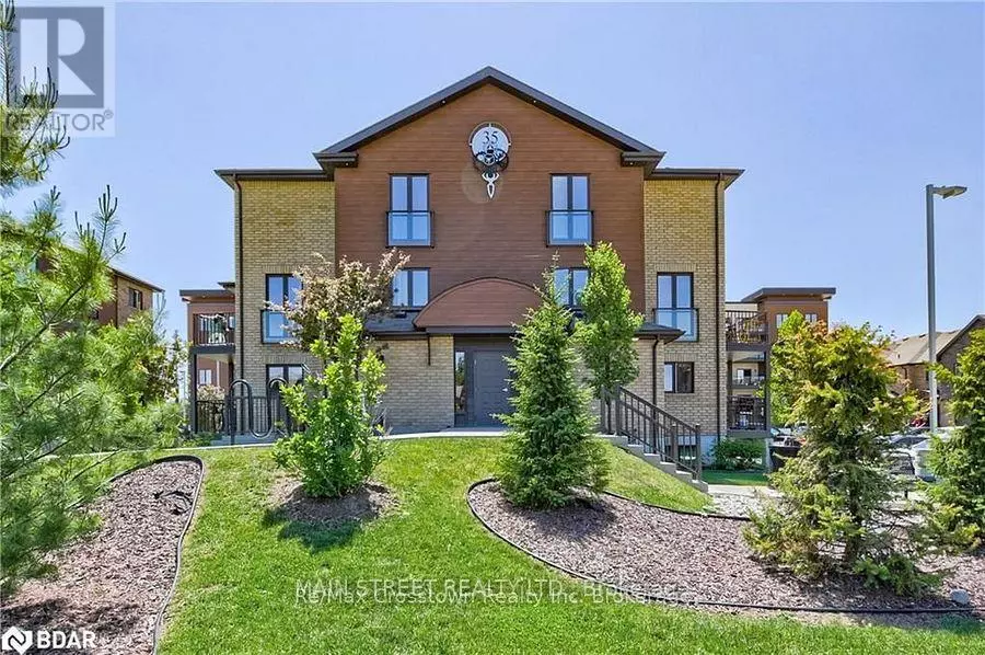 Barrie (painswick South), ON L4N9T2,35 Madelaine DR #5