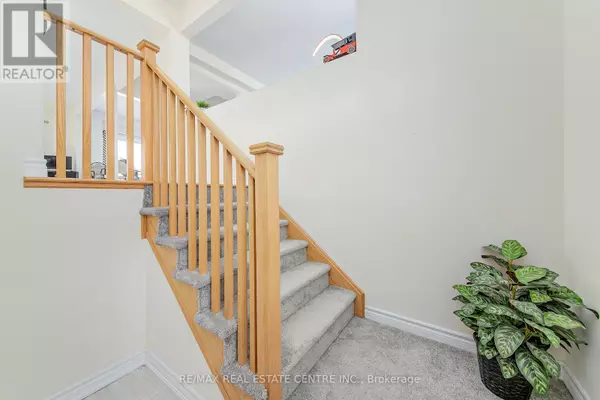 Orillia, ON L3V8L4,58 ATLANTIS DRIVE W