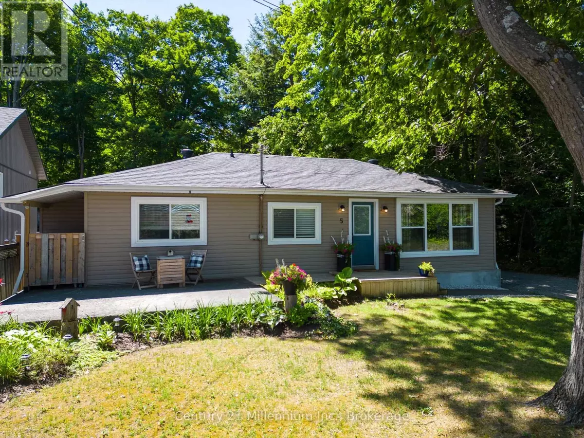 Wasaga Beach, ON L9Z2X2,5 BELLS PARK ROAD