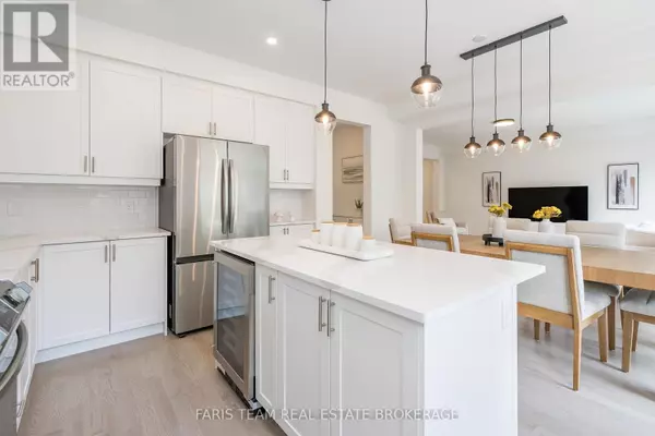 Wasaga Beach, ON L9Z0K6,91 BERKELY STREET
