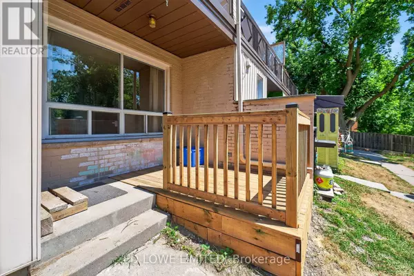 Barrie (north Shore), ON L4M1K7,275 Blake ST #27