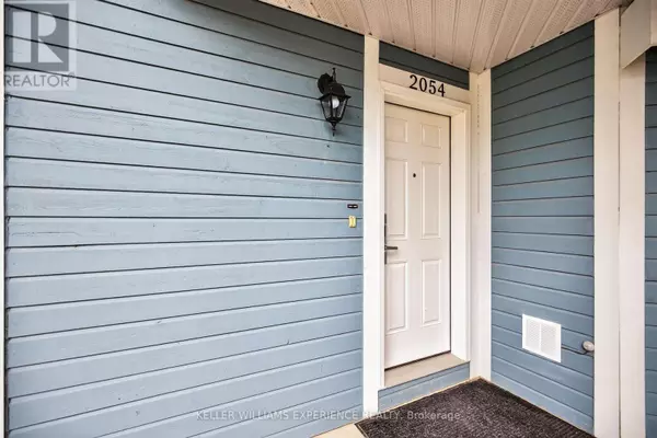 Oro-medonte (horseshoe Valley), ON L0L2L0,90 Highland DR ##2054/55
