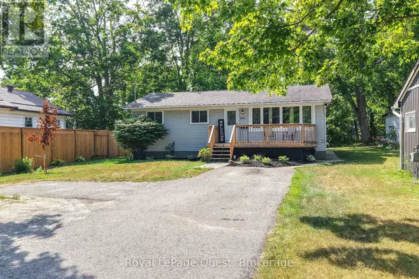 Orillia, ON L3V3C4,401 MISSISSAGA STREET W
