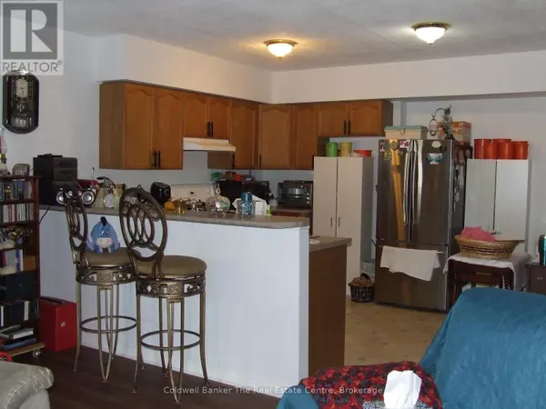 Orillia, ON L3V1J7,115 Bond ST East #205