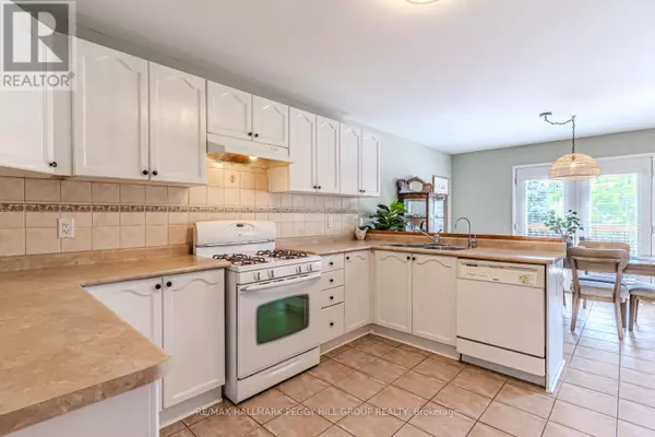 Orillia, ON L3V7Y7,3165 BASS LAKE SIDE ROAD E