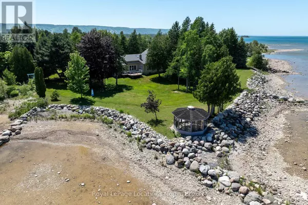Collingwood, ON L9Y5C9,108 BARTLETT BOULEVARD
